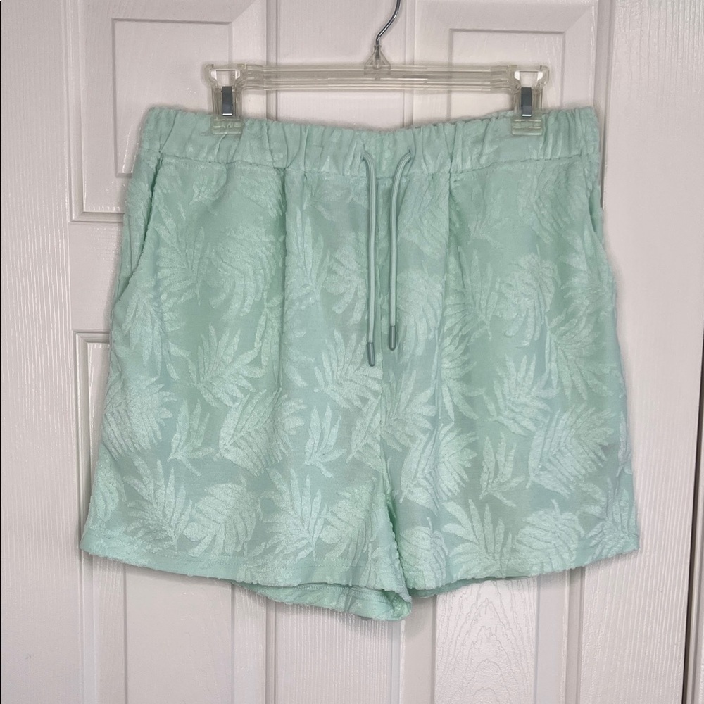 7  For All Mankind Shorts Women’s Size Large Teal Towel-Feel Terry Floral Knit